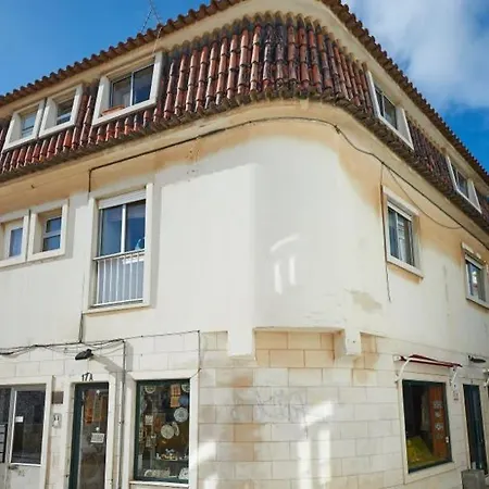 Rainha - In Centre *